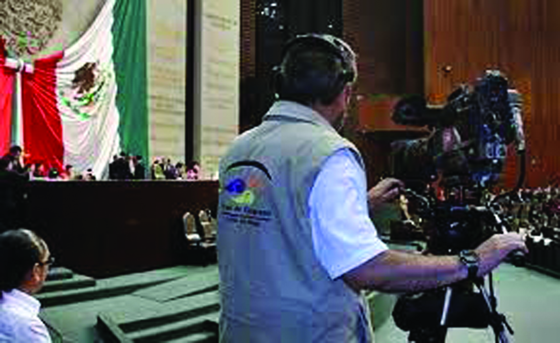 Y cuando despertó, el Canal del Congreso todavía seguía allí Revista