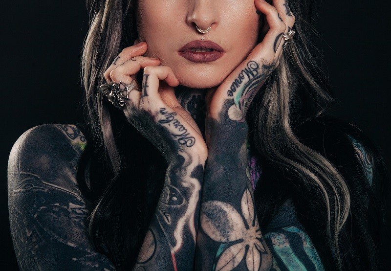 Protegido: En Piel viva el tatuaje es un espejo del alma: Adela Salinas