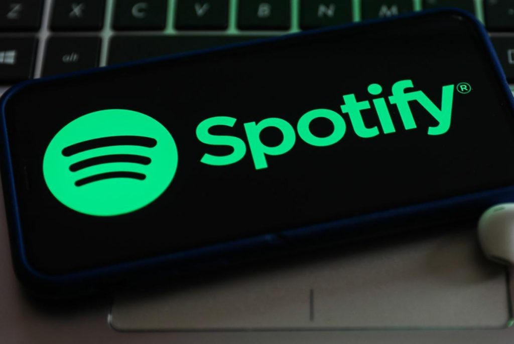 Anuncia Spotify suspensión de su servicio de streaming en Rusia