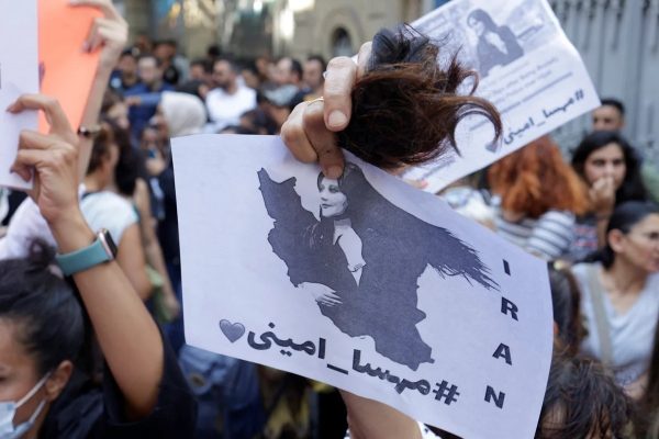 Restringe Irán uso de Instagram e internet en medio de protestas sociales