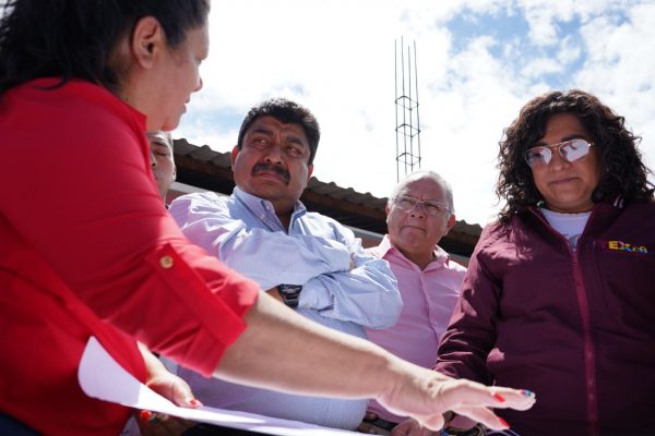 Gobierno de Texcoco y comerciantes de las vías analizan mejora al centro de abasto