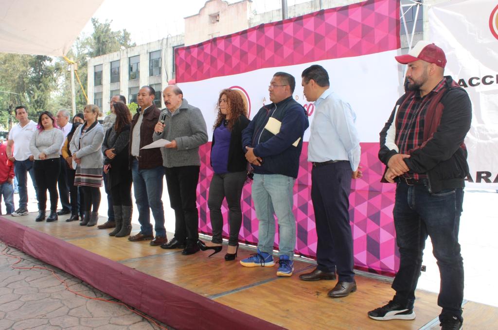 Alcalde de Iztacalco, Armando Quintero, hace entrega de apoyos a viviendas en situación de riesgo