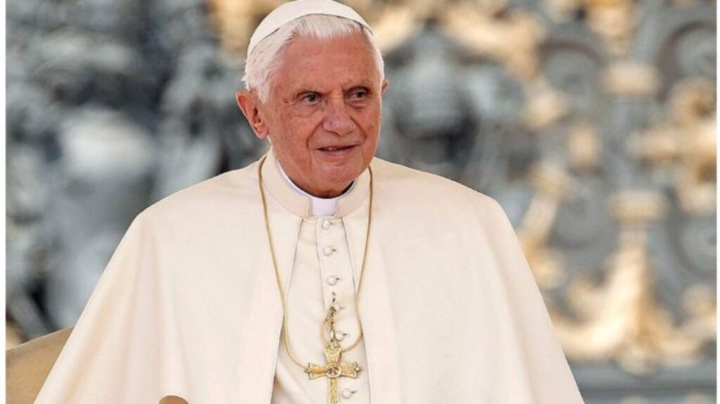 Benedicto XVI: el mundo ha contaminado la Iglesia / Bernardo Barranco V.