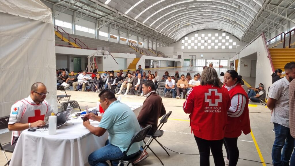 Ecatepec rompe récord en donación de sangre; acuden más de 500 voluntarios a campaña de la Cruz Roja